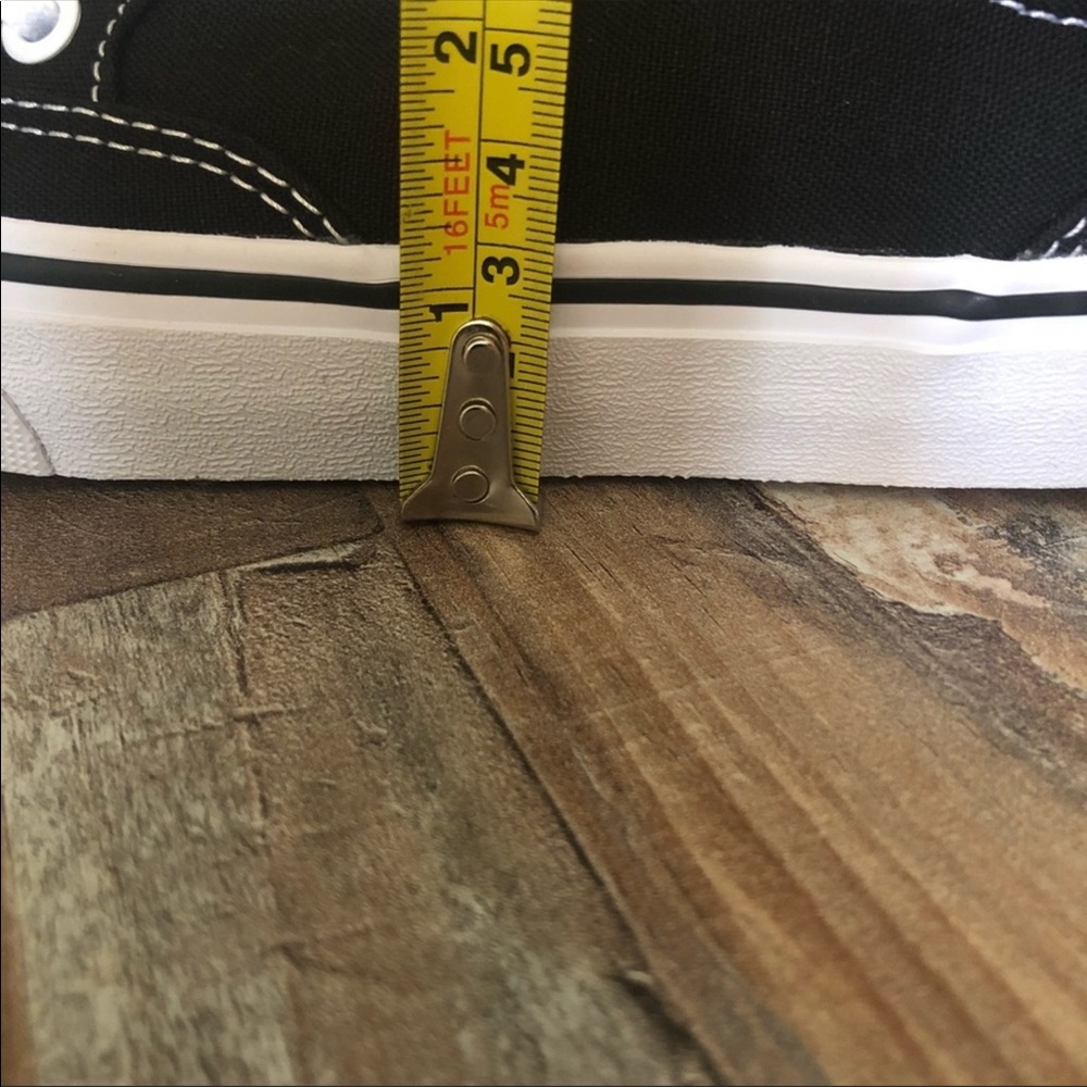 ❌❌SOLD❌❌VANS - Picture 7 of 8